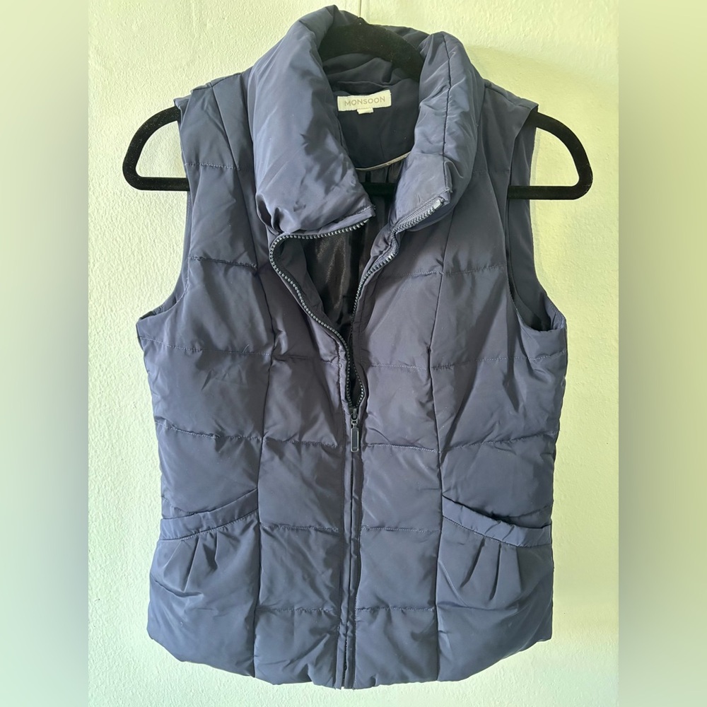 Monsoon Women's Navy Blue Puffer Vest size S